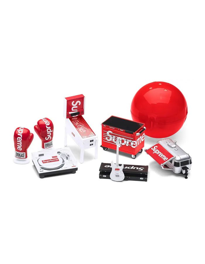 Supreme Gachapon - Imagen 1